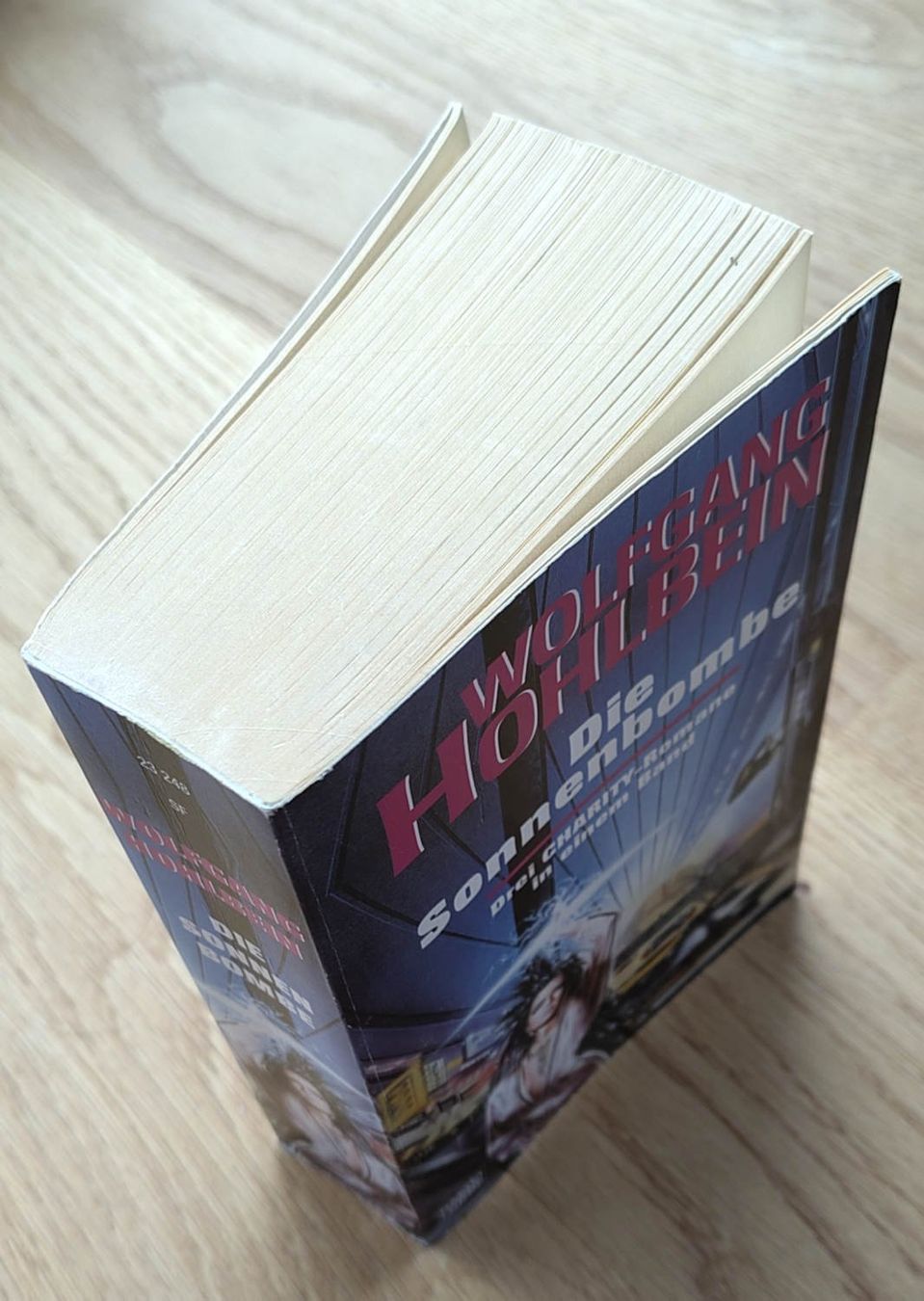 Bücher: Die Sonnenbombe - Wolfgang Hohlbein – Gebraucht aus Zürich von kba_579s 2