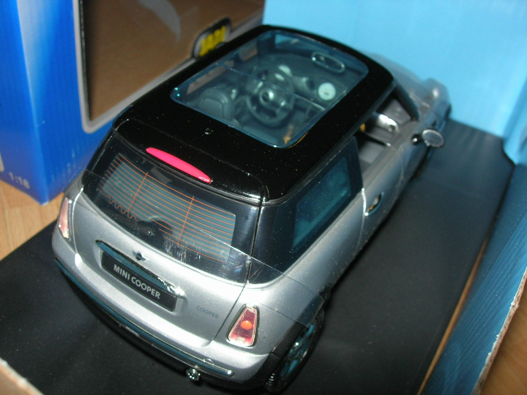 Cooper Modellini d'auto: Mini Cooper Titan Silver * Jadi 1:18 – Nuovo e nell'imballaggio originale da Hornussen venduto da Amw 2