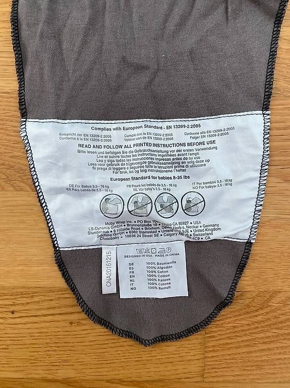 Bauch- & Rückentragen: Moby Wrap Tragetuch braun – Gebraucht aus Seuzach von Eve87 3