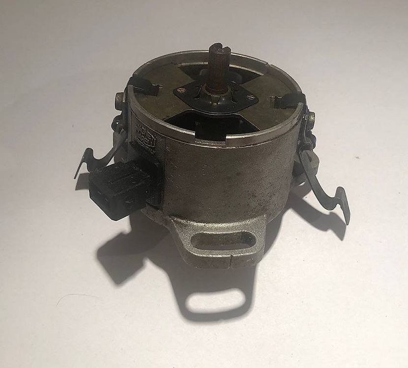 Lancia Tutti pezzi di ricambio auto: Lancia Delta Integrale Zündverteiler – Usato da Neuenhof venduto da Boh1 1