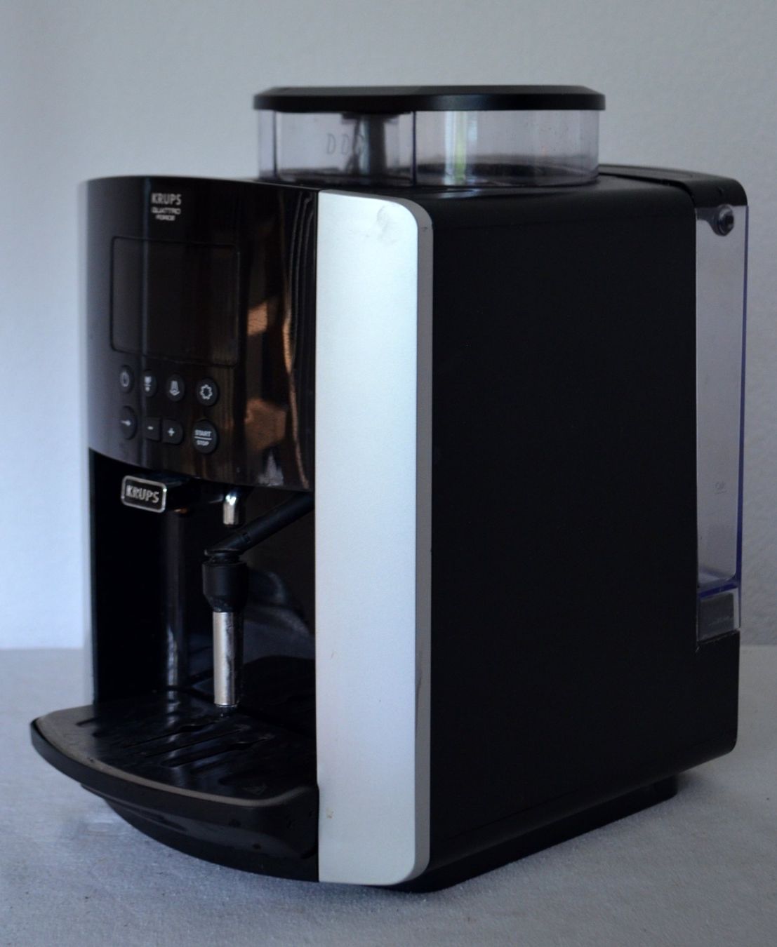 Krups Macchine per caffè & Macchine per espresso: Krups EA81 Kaffeemaschine / Machine à café – Usato da Collonges venduto da arashee 1