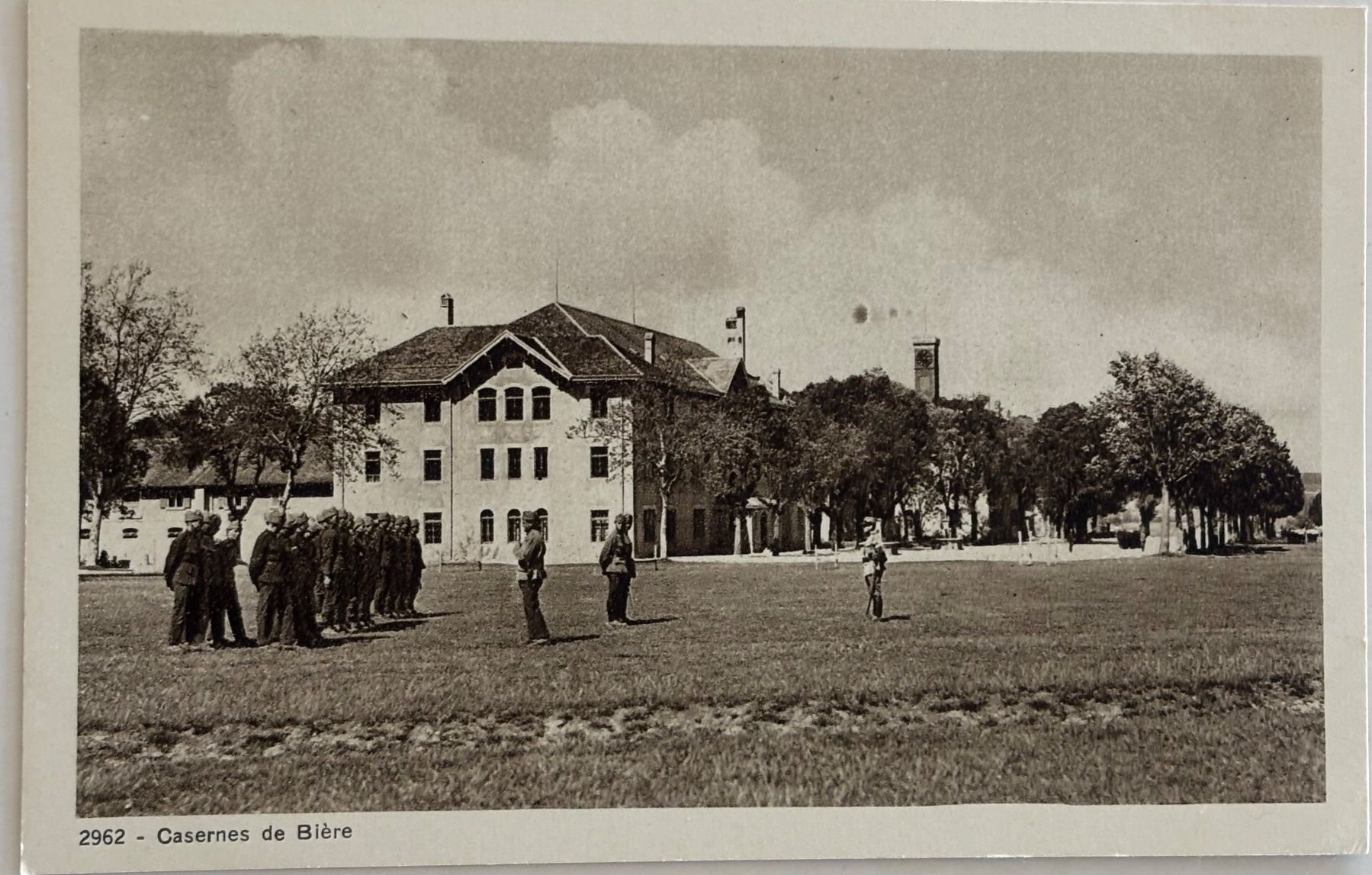 Cartes postales: Militär, Kaserne, Bière VD – D'occasion à Frauenfeld par Merk52