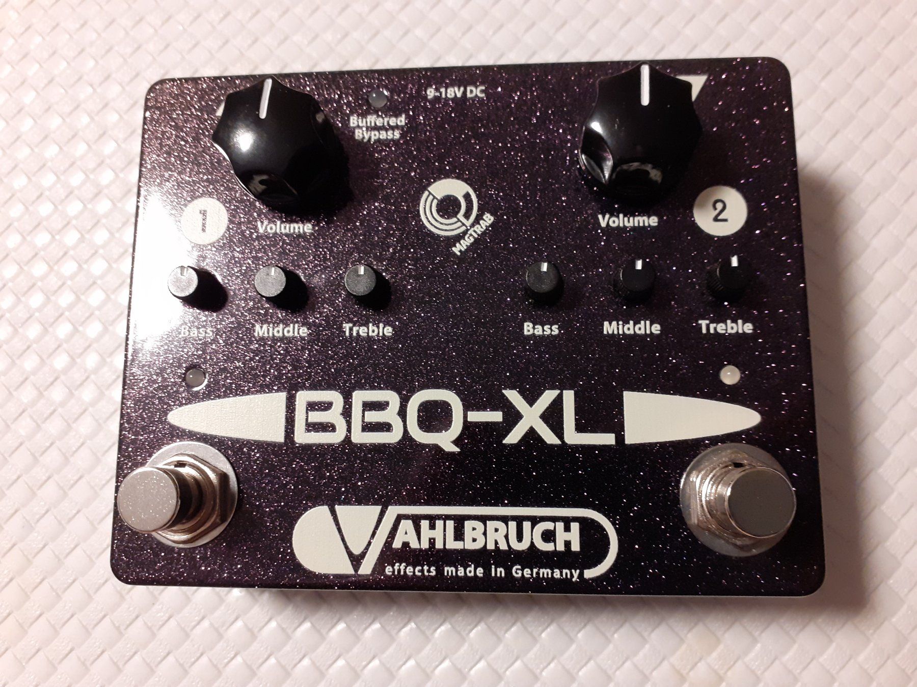 Strumenti musicali: Vahlbruch BBQ-XL (Dual Channel Boost, Buffer & Equalizer) – Nuovo (secondo la descrizione) da Torgon venduto da Guitar223 1