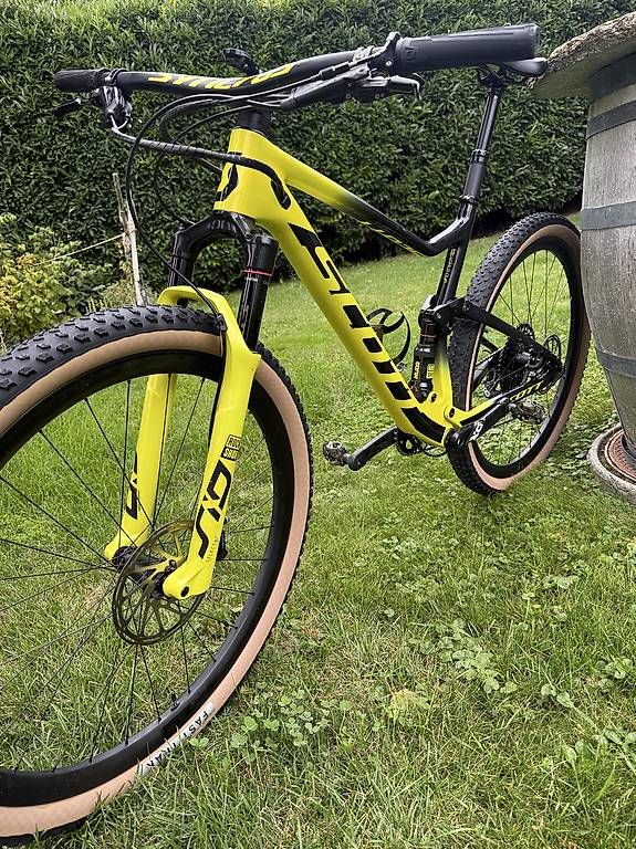 Velos: Scott Spark RC World Cup (L) – Gebraucht aus Grimisuat von tri_8287 3