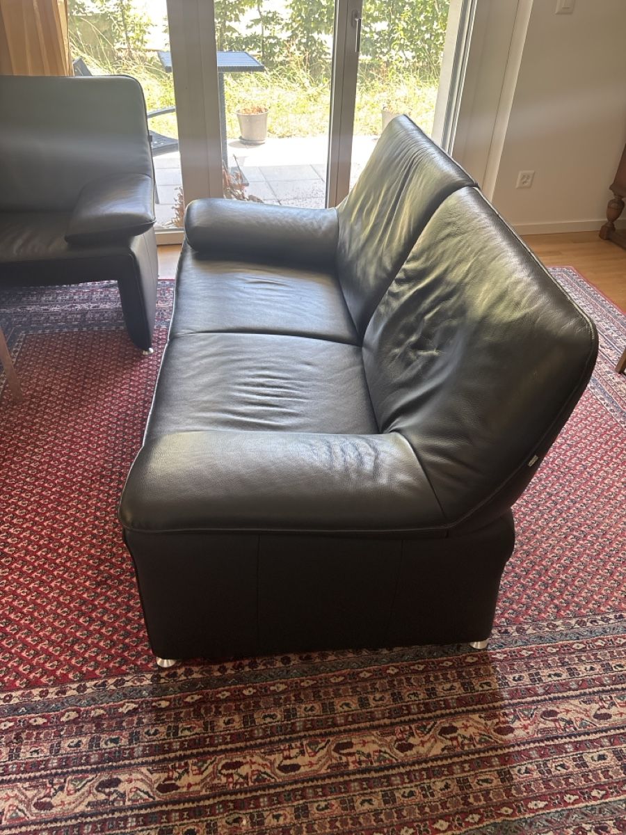 Sofas: Ledersofa 3er, 2er und Sessel – Gebraucht aus Winterthur von Pescheweber
