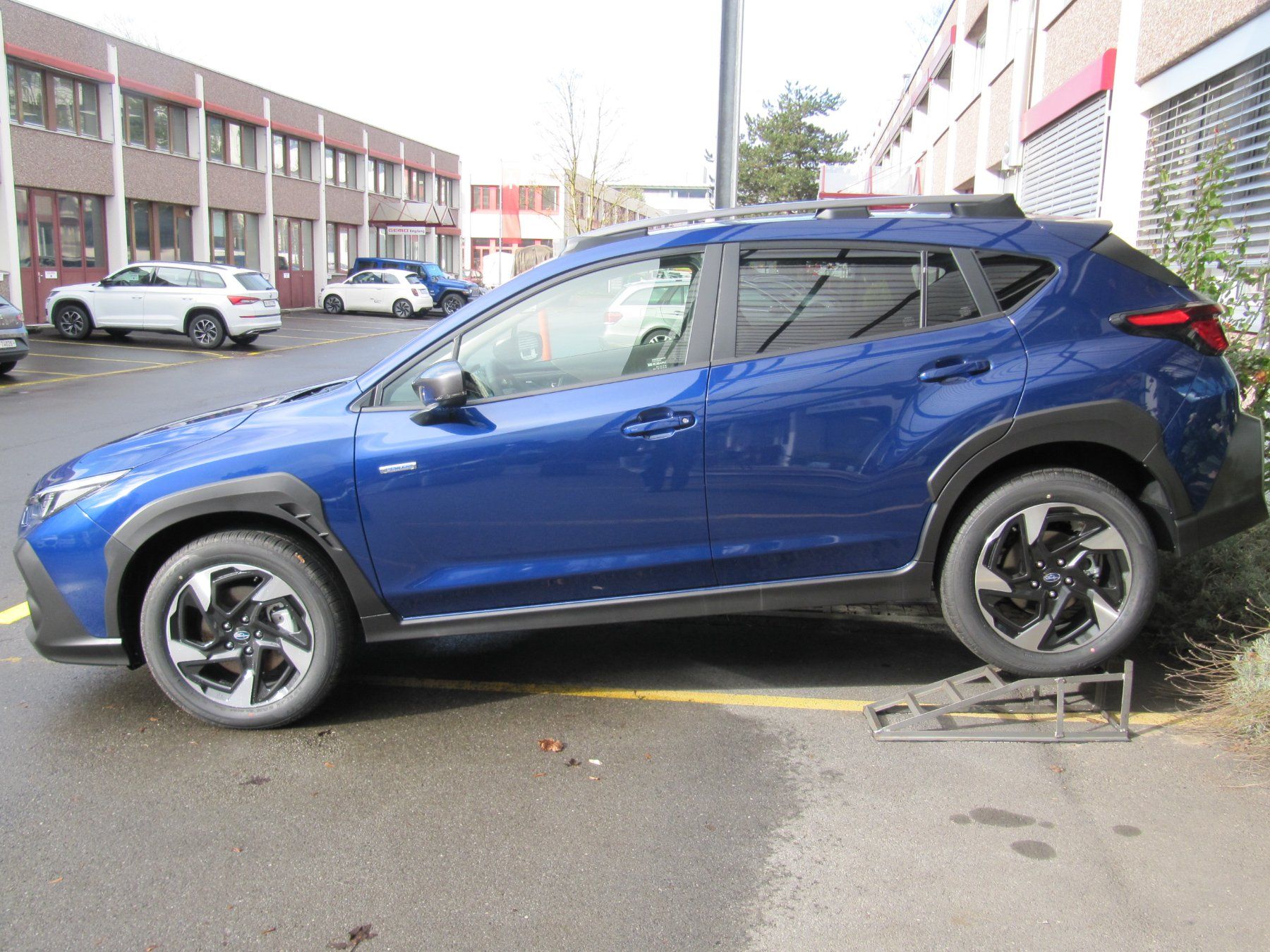 Subaru Automobili: Subaru Crosstrek 2.0MHEV – Usato da Rotkreuz venduto da auto-bachmann 3