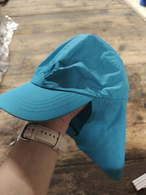 Altro abbigliamento per bambino: Sonnenhut mit Nackenschutz  – Usato da Flawil venduto da minggeli83 3