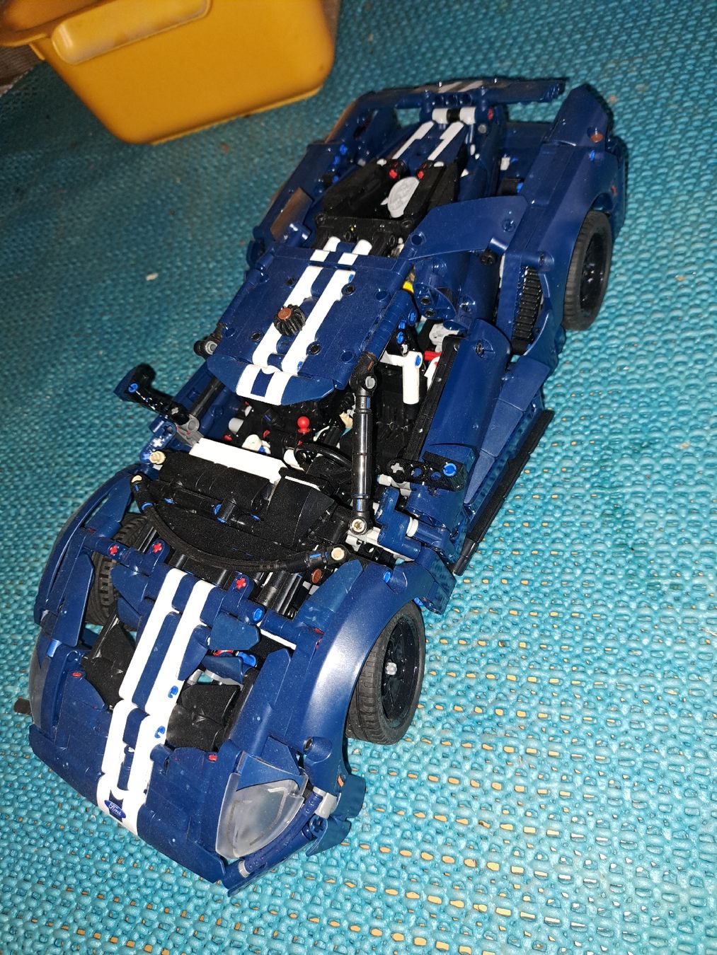 Lego Kit di costruzioni: LEGO® Technic 42093 Ford GT,  – Usato da Kölliken venduto da Upcycling-by-Mc-TAM