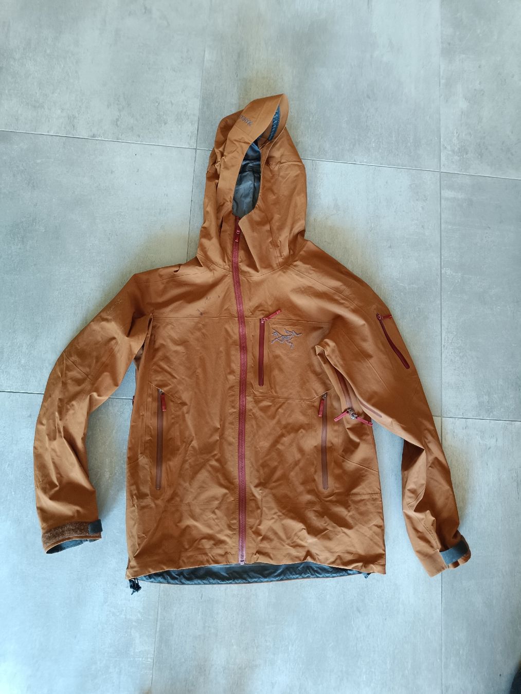 Arcteryx Vestes: Giacca Arc'teryx uomo marrone M – D'occasion à Dino par bin_2zfr