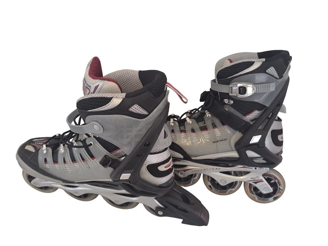 Patins à roul. & inline: ROLLERBLADE grau Gr. 44.5 – D'occasion à Männedorf par Restwert_Maennedorf