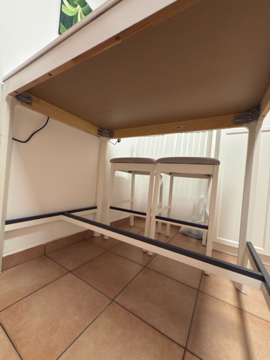 Ikea Set di tavolo e panche: Bartisch mit 4 Stühlen Ikea EKEDALEN – Usato da Widnau venduto da kustercarmen 3