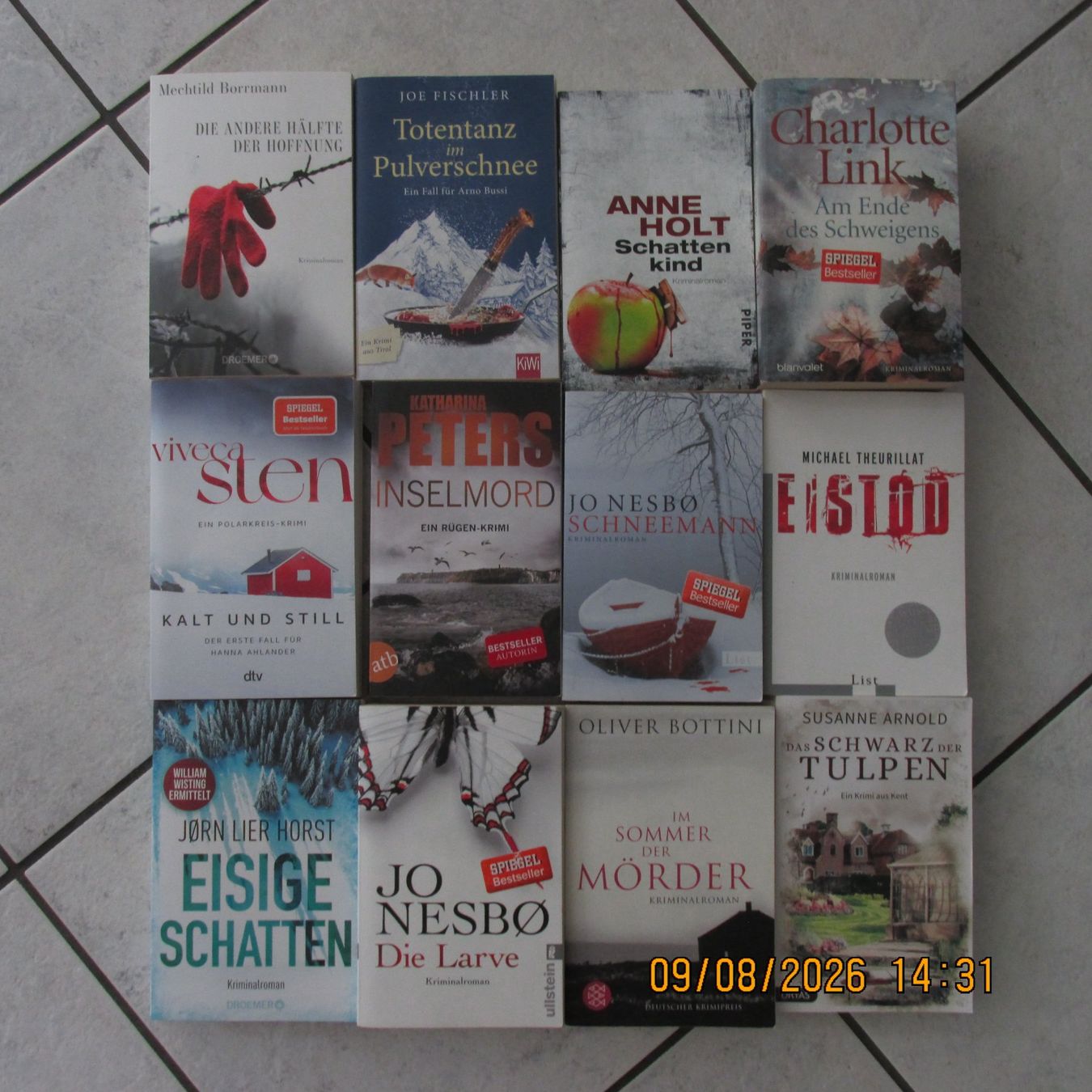 Livres: Bücher 12 Krimis – D'occasion à Galgenen par Forflowers 1