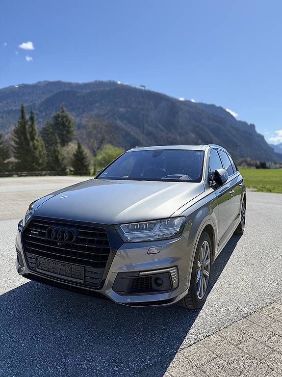 Audi Automobili: Audi Q7 e-tron ab Service MFK Vollausgestattet – Usato da Bonaduz venduto da geo_p8np