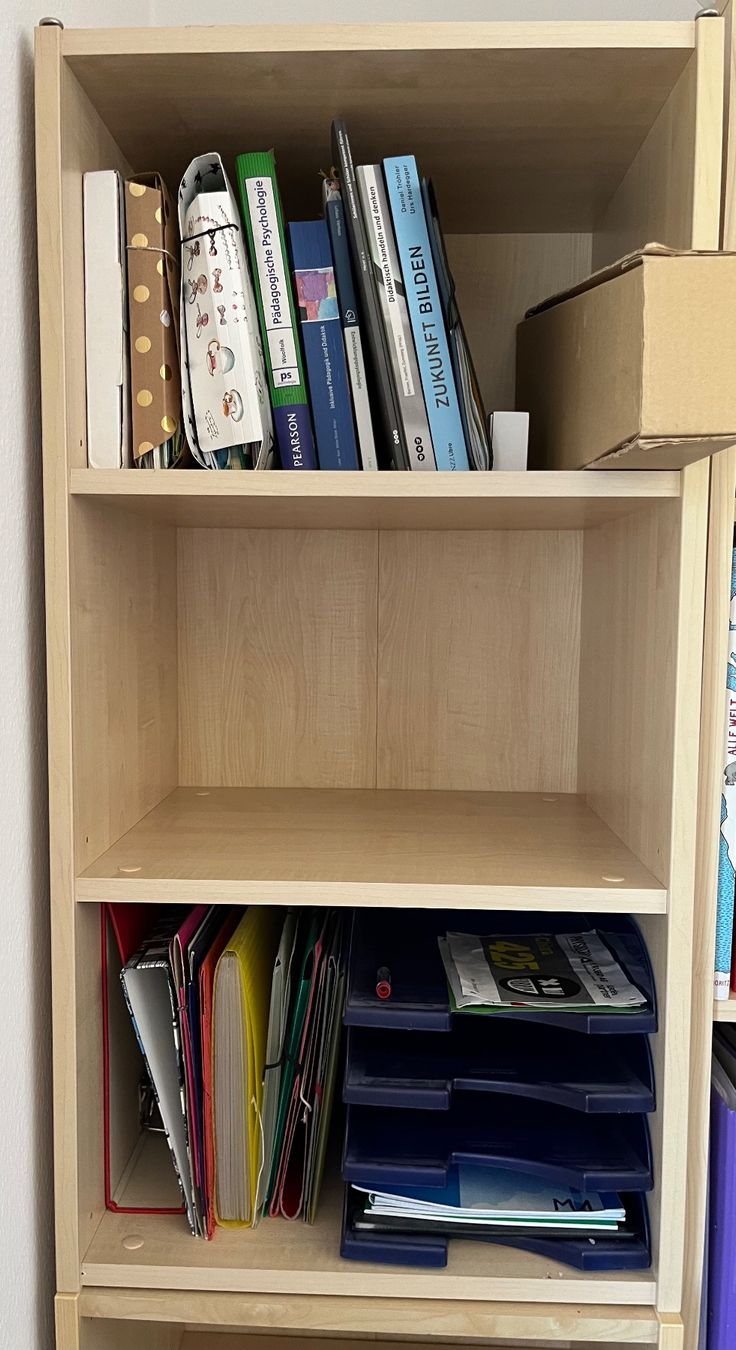 Scaffali: Bücher- oder Büroregale - stapelbar – Usato da Zürich venduto da chiara223 1