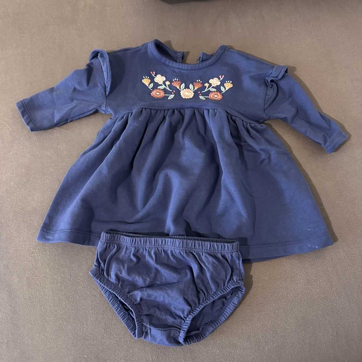 Lotti & Set di vestiti: Kinderkleider Gr.68 – Usato da Vordemwald venduto da has_796n
