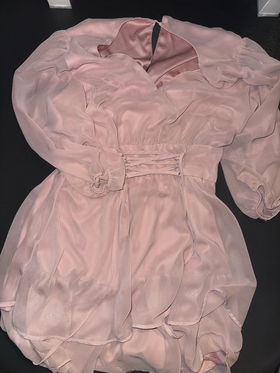 Robes: Kleid Rosa M Mohito – Défectueux à Winterthur par vic_1256