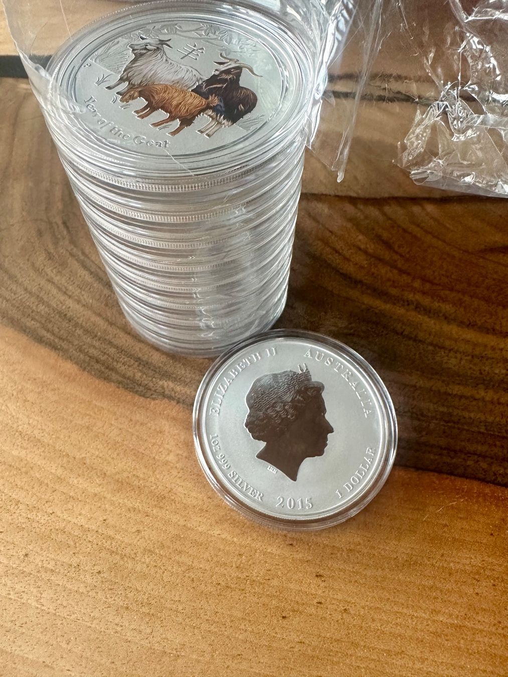 Alle Münzen: 1 Oz Lunar 2 Ziege 2015 Color – Neu und originalverpackt aus Stäfa von Mpower0 2