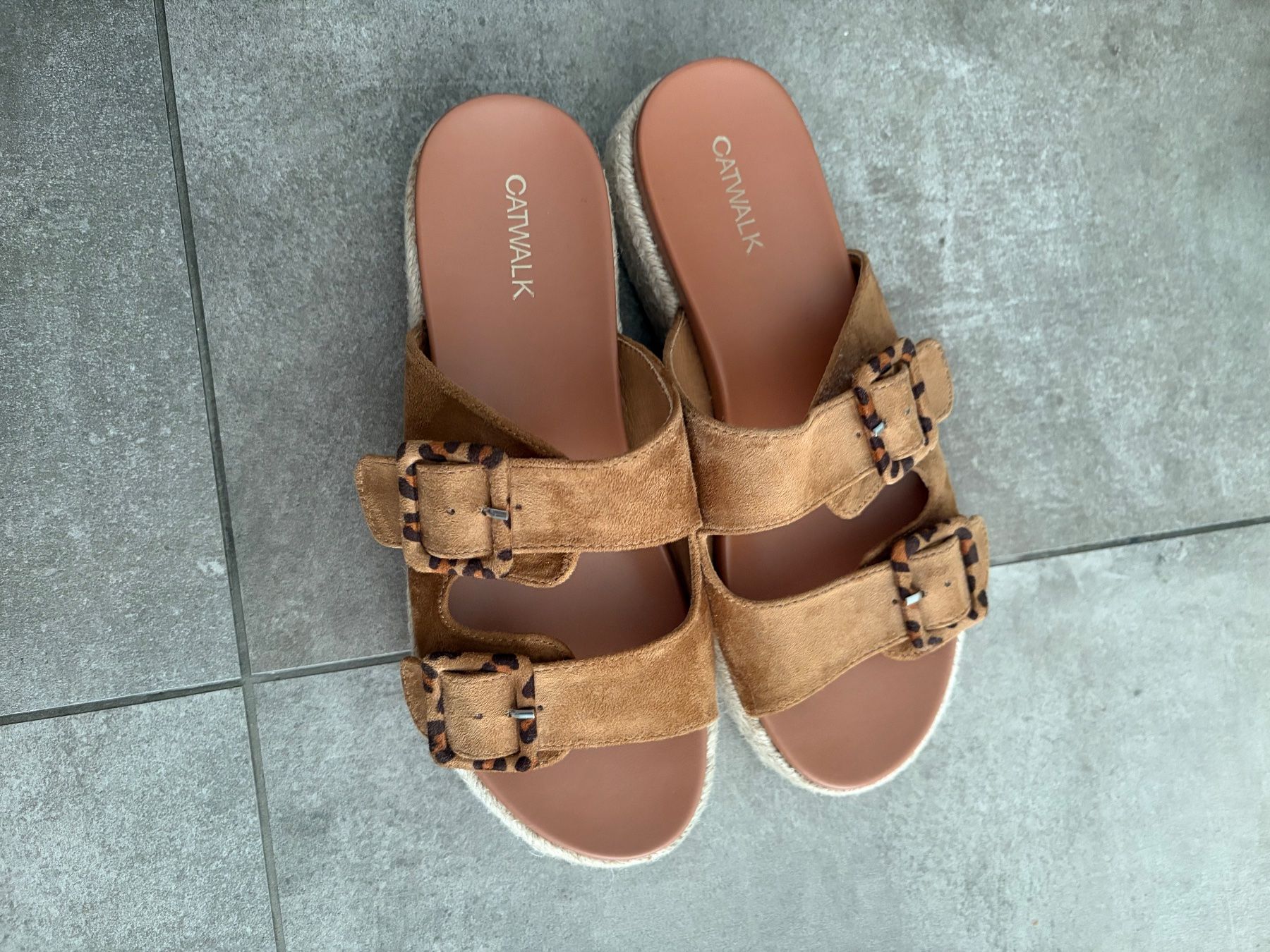 Damenschuhe: Damensandalen – Gebraucht aus Schöftland von Valentina.god