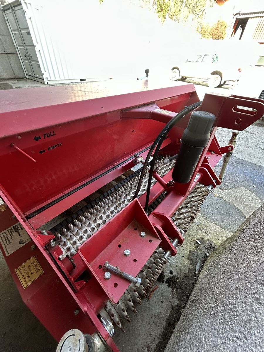 Alle Maschinen: Blec Multi-Seeder 2 Typ BMS 1400 Rasensaehmaschine – Gebraucht aus Scuol von cruezerag 1