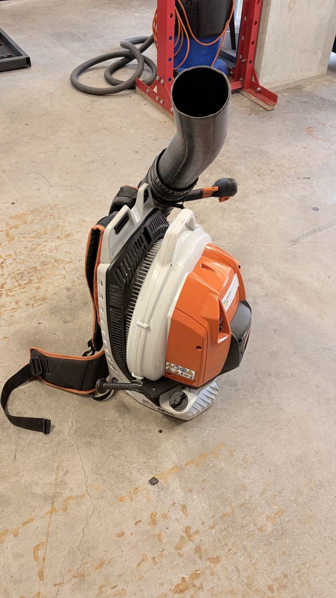 Stihl Soffiatori & Aspiratori per foglie: Stihl BR 800 C Laubbläser Heubläser – Usato da Libingen venduto da KT-9614 1