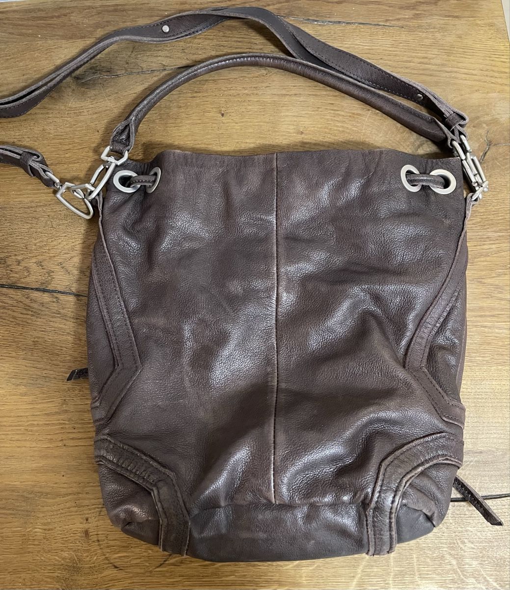 Taschen für Damen: Liebeskind Berlin Beuteltasche – Gebraucht aus Meikirch von Hilfe_Waisentiere 2