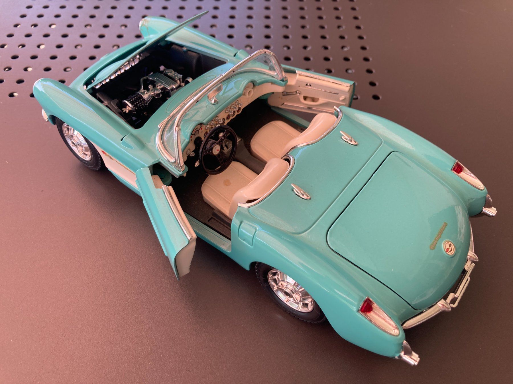 Chevrolet Modellini d'auto: Modell-Auto Chevrolet – Usato da Jegenstorf venduto da Mm2448 1