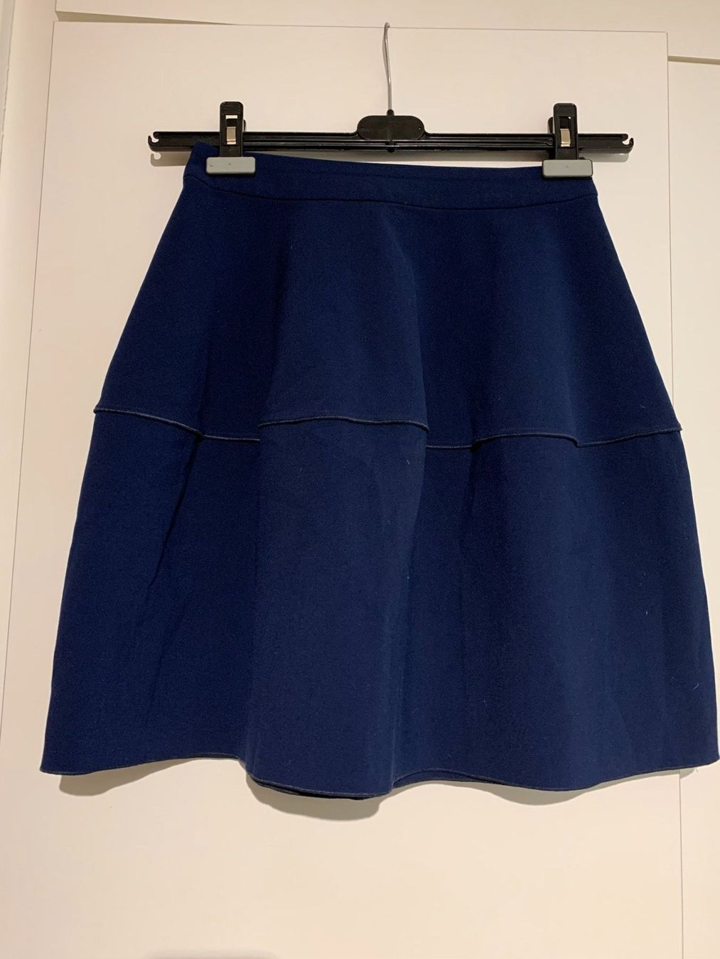 Hugo Boss Gonne: Blauer Rock von HUGO BOSS – Nuovo (secondo la descrizione) da Zürich venduto da kristina_korotysh