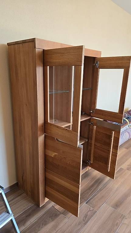 Vetrine: Original Holzvitrine, beleuchtet – Usato da Wetzikon ZH venduto da rmueri 2