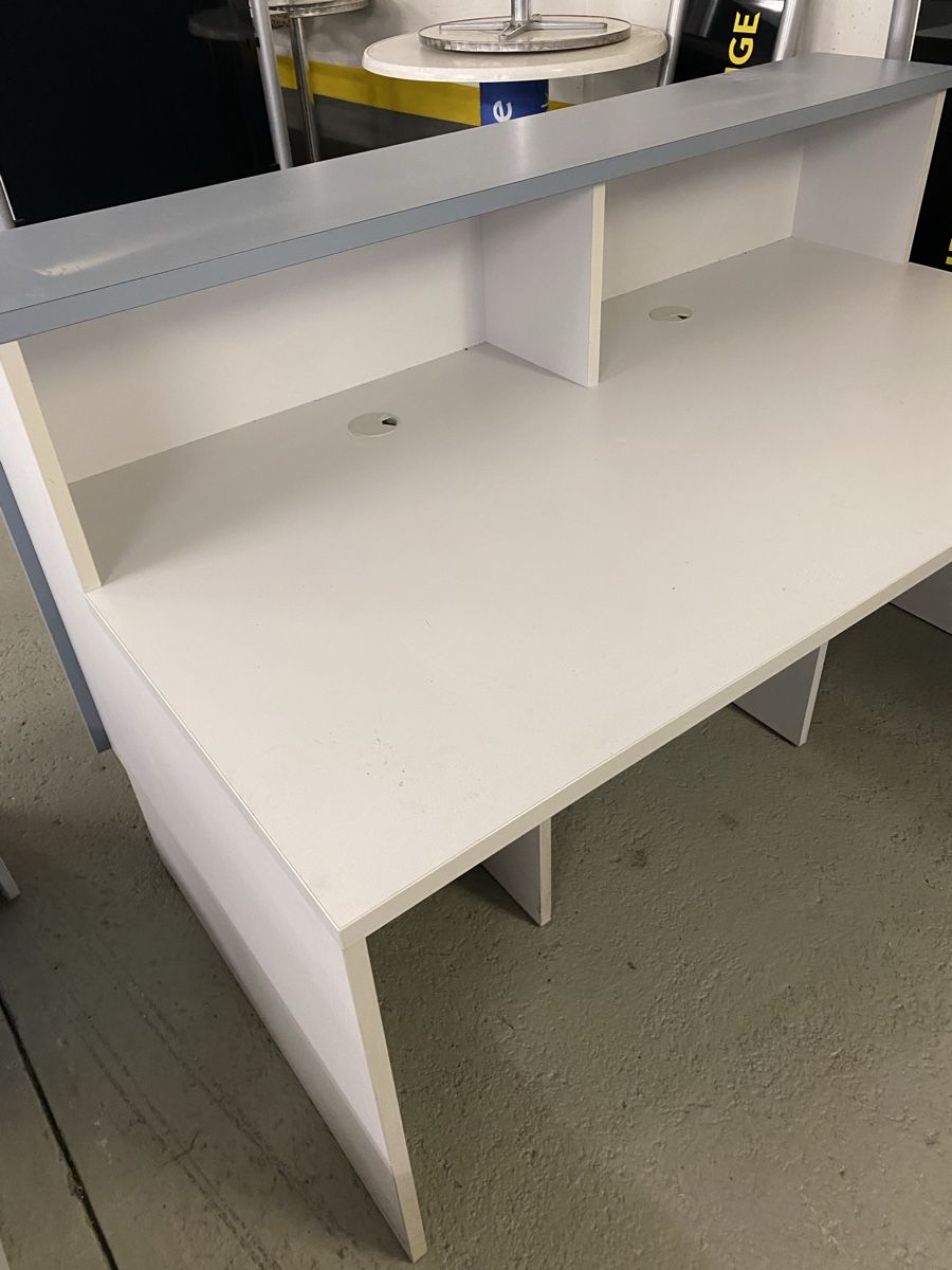 Allestimento di negozi e stand fieristici: Empfangstresen – Usato da Hägglingen venduto da Karin0802 7