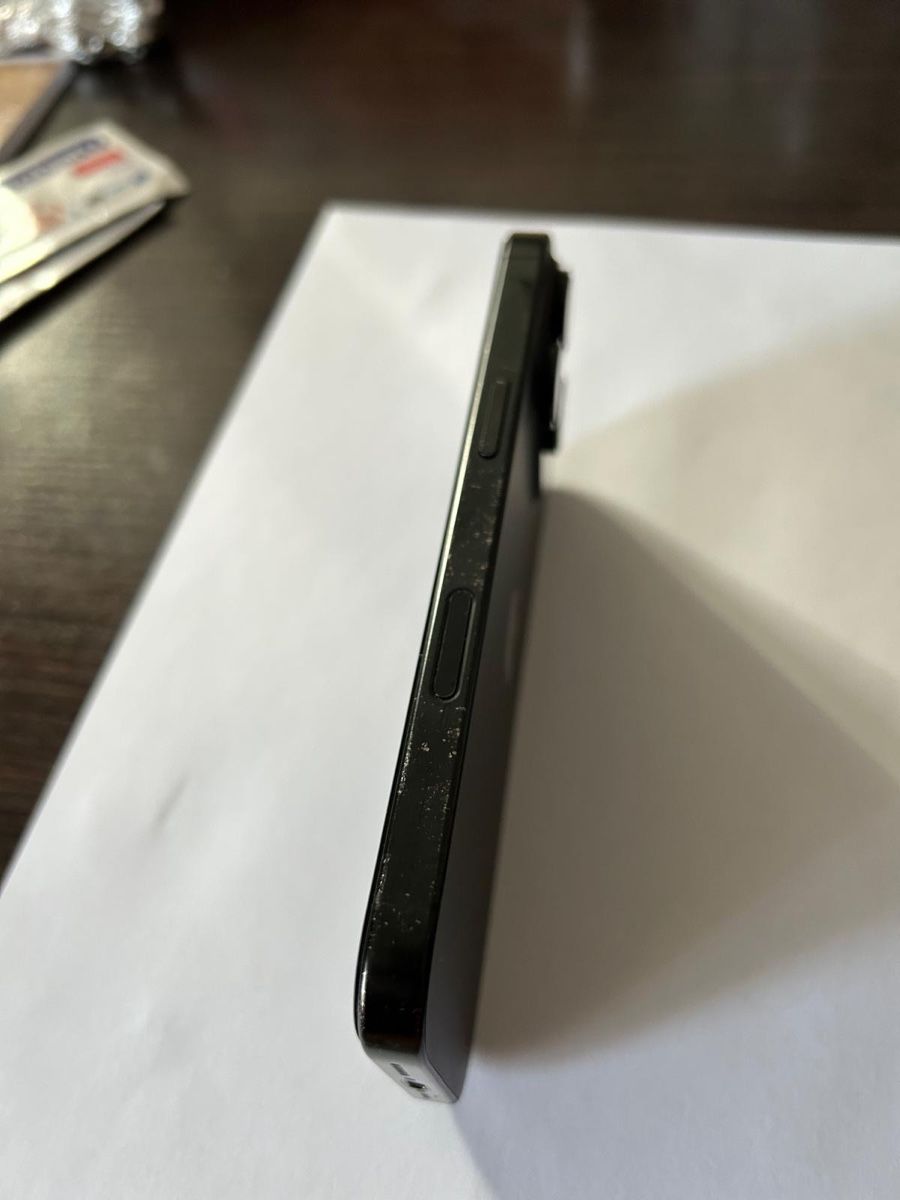 Apple Telefoni cellulari / Smartphones: iPhone 16 Pro 128 gb – Usato da Bioggio venduto da man_nmm7 6
