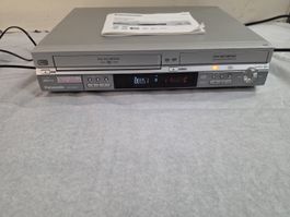 DVD Recorder Panasonic DMR-ES30V silber mit Fernbedienung
