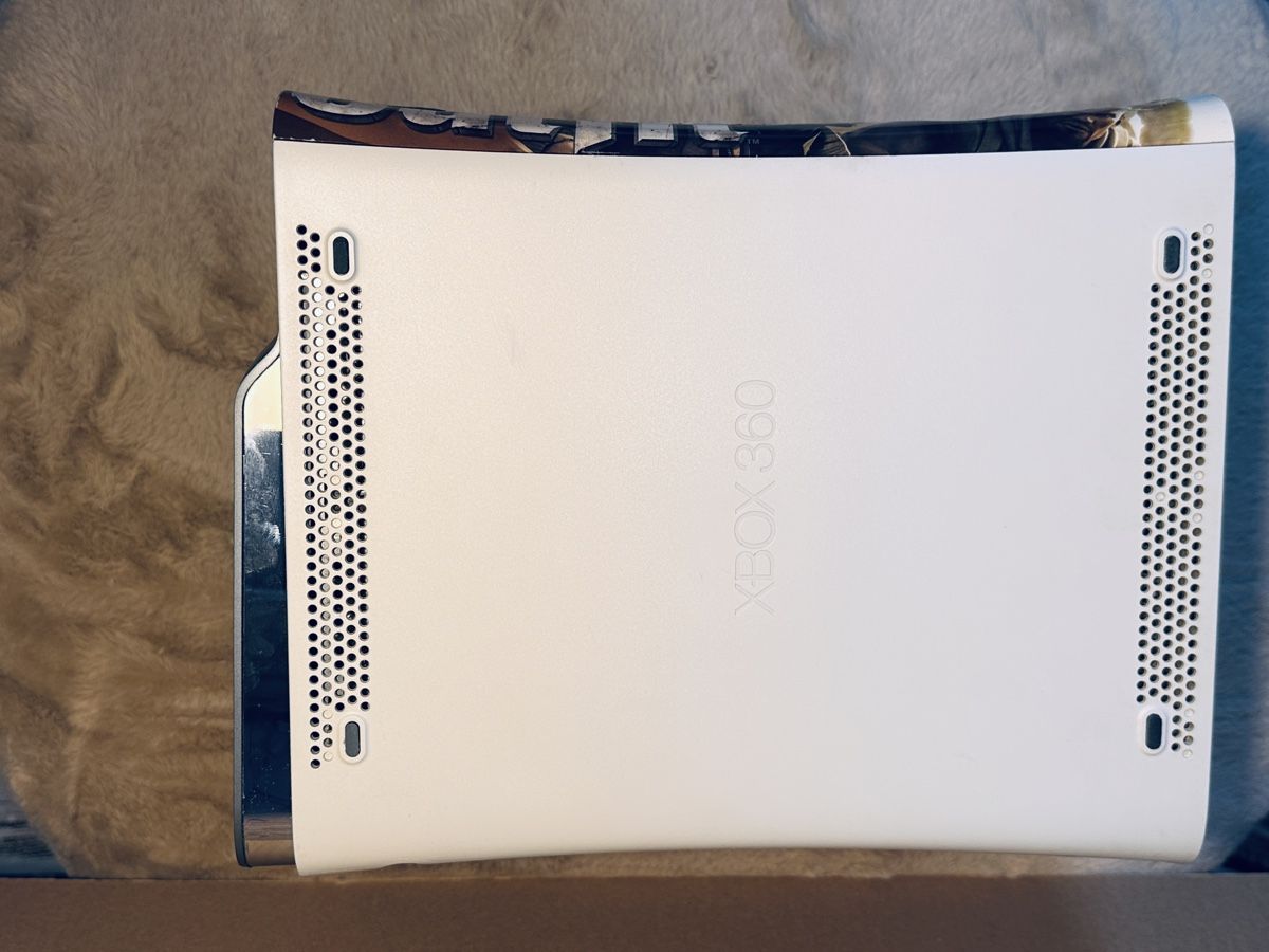 Microsoft Console: Xbox 360 Konsole "The Outfit" Custom Skin – Usato da Hägendorf venduto da tyl_kzs2 4