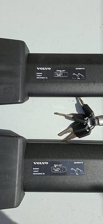 Barres de toit: Dachträger Volvo XC60 – D'occasion à Deitingen par Zelgli3