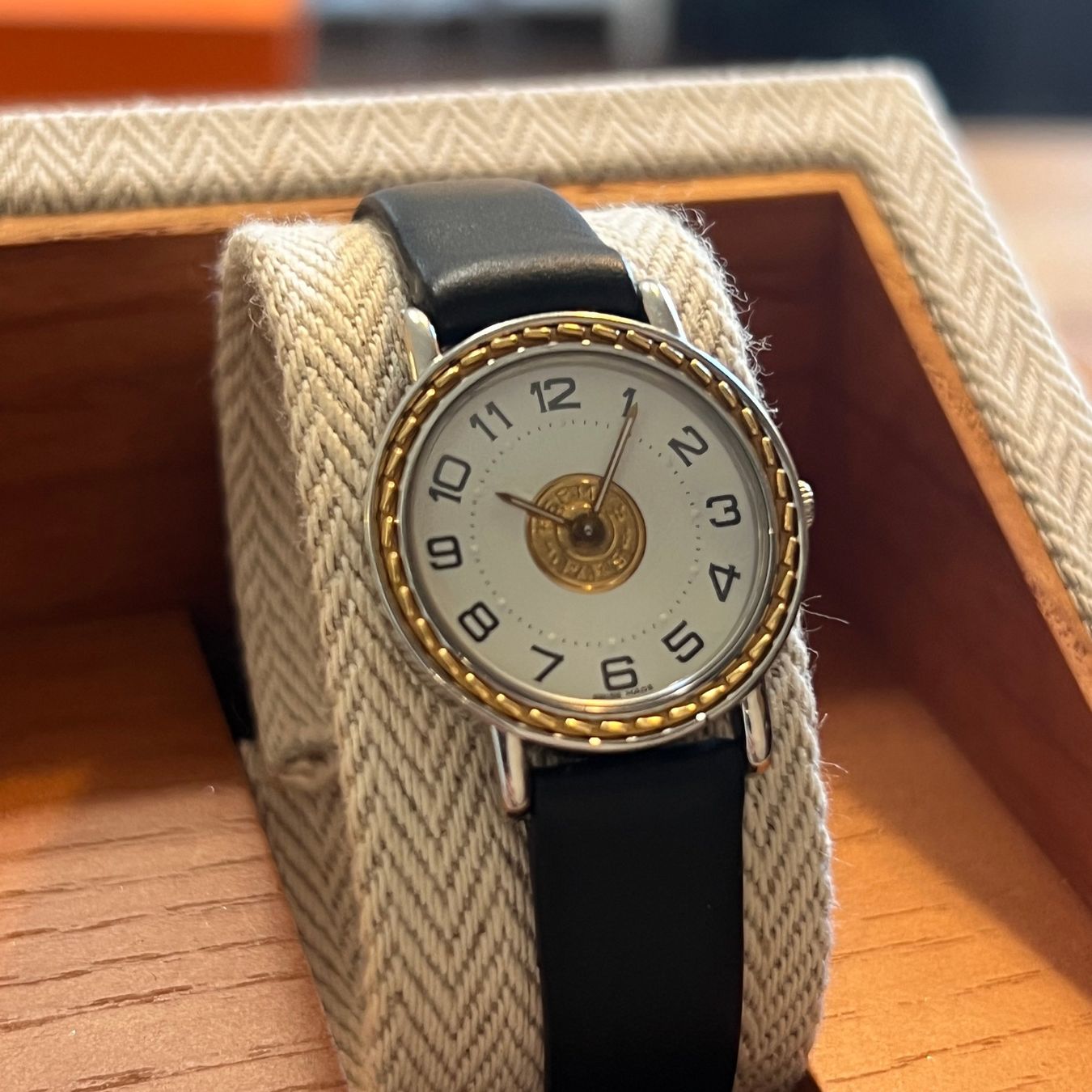 Hermès Orologi: Hermès Sellier Vintage Quartz Full Set SE4.220 – Usato da Carouge GE venduto da Watchaser 1