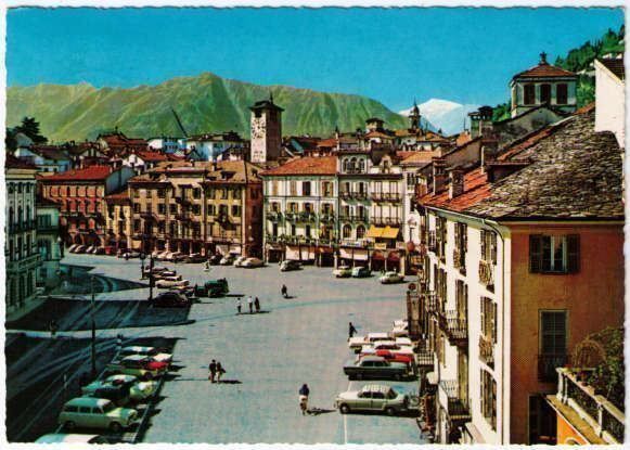 Cartes postales: Locarno - Piazza Grande – D'occasion à Binningen par Mountainrider