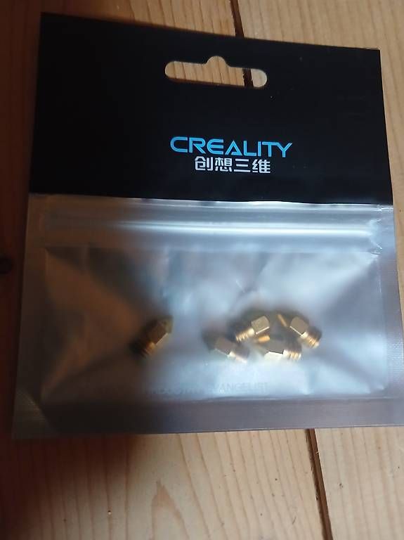 Stampanti 3D: 3d Drucker Creality Ender 3 V2 – Usato da Schwyz venduto da gappy01 1