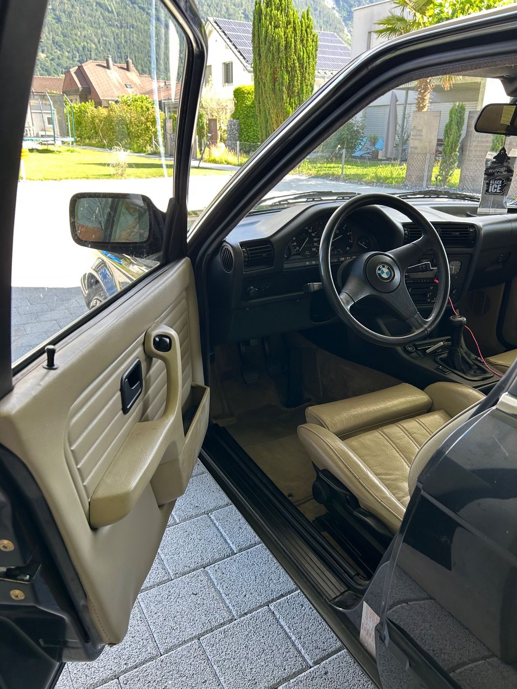 BMW Autos: BMW E30 318i – Gebraucht aus Domat/Ems von WatchmeSa 8
