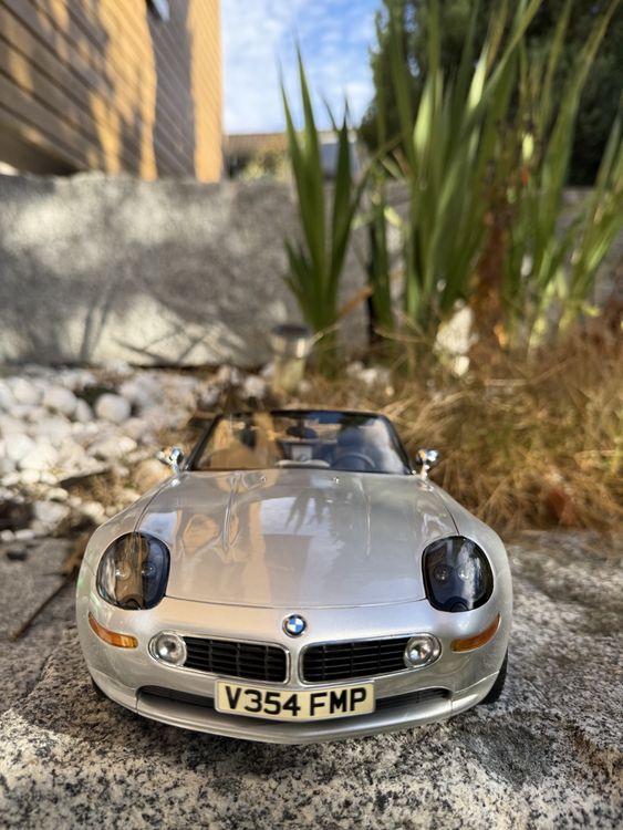 BMW Z8 James Bond 007 