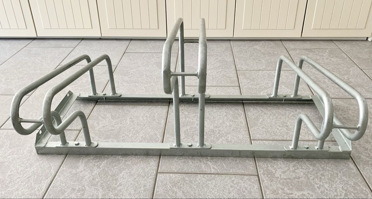 Cavalletti per biciclette: Veloständer verzinkt – Usato da Gebenstorf venduto da birken 1
