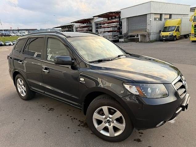 Automobili: Hyundai Santa Fe 2.2 4WD – Usato da Waldkirch venduto da cleantrader 2