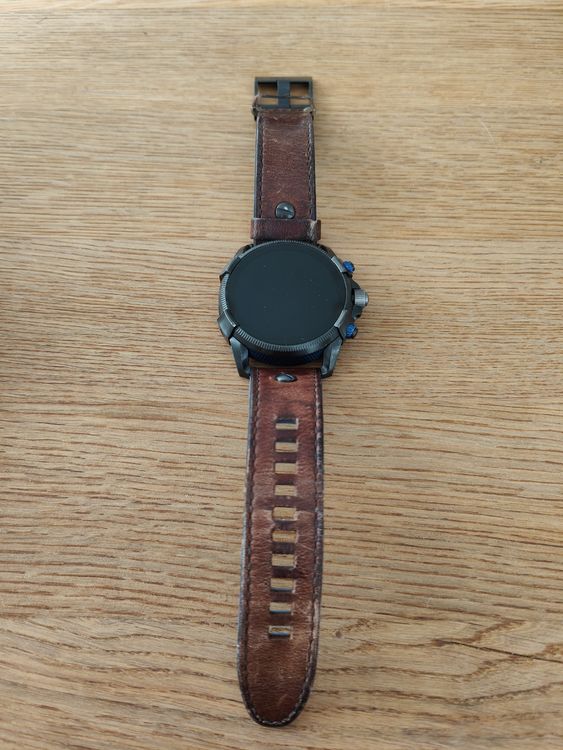 Diesel smartwatch shop dt 2009