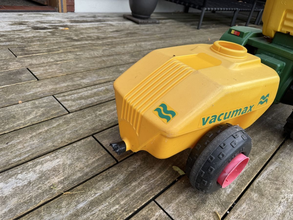John Deere Véhicules pour enfants: Tret-Traktor John Deere mit Frontlader und Anhänger – D'occasion à Appenzell Steinegg par lor_7xsv 4