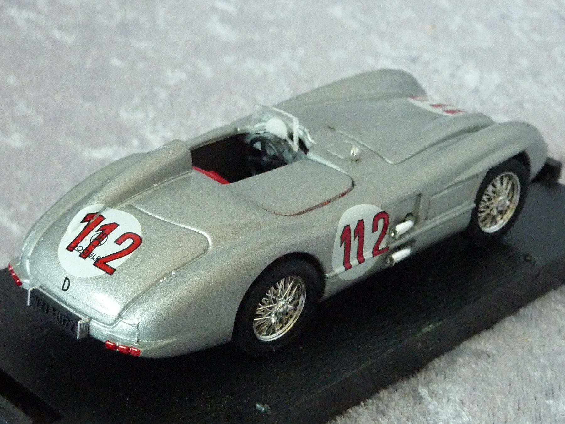 Mercedes-Benz Modellini d'auto: Mercedes 300 SLR 1:43 – Nuovo e nell'imballaggio originale da Dürrenäsch venduto da modellautos4you 4