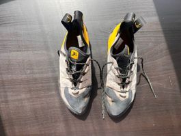 Climbing shoes worn 4 times