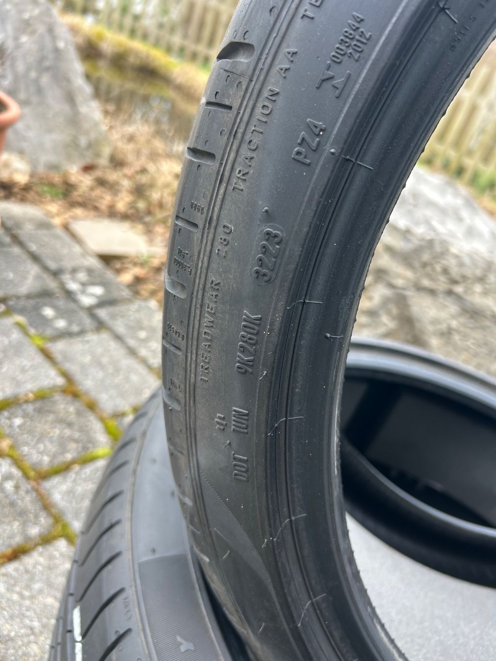Pirelli Pneumatici & Ruote complete: Pirelli P Zero PZ4 235/35 R20 92Y – Usato da Niederweningen venduto da bulli79 2