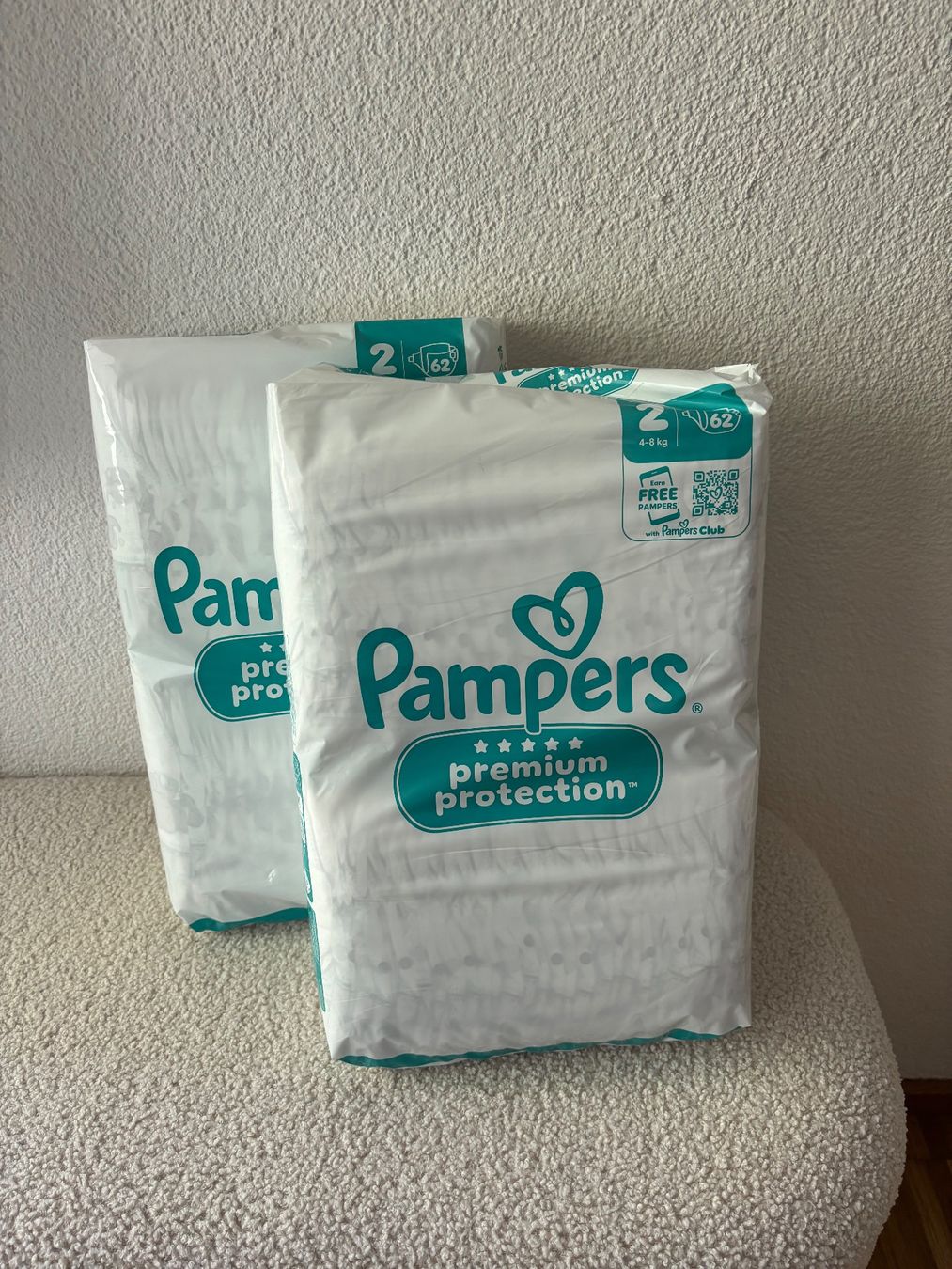 Pampers Windeleimer & Windeln: Pampers Grösse 2, ungeöffnet – Neu und originalverpackt aus Wettswil von liv_q65c