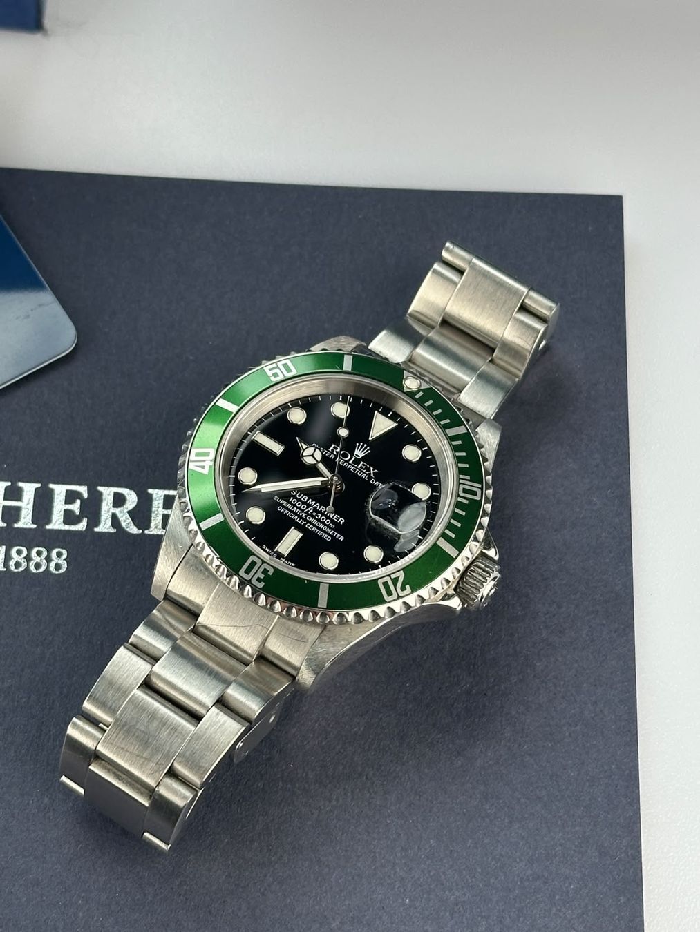 Rolex Montres: Rolex Submariner Date Kermit Ref. 16610LV – D'occasion à St. Gallen par TrokulWatches 1