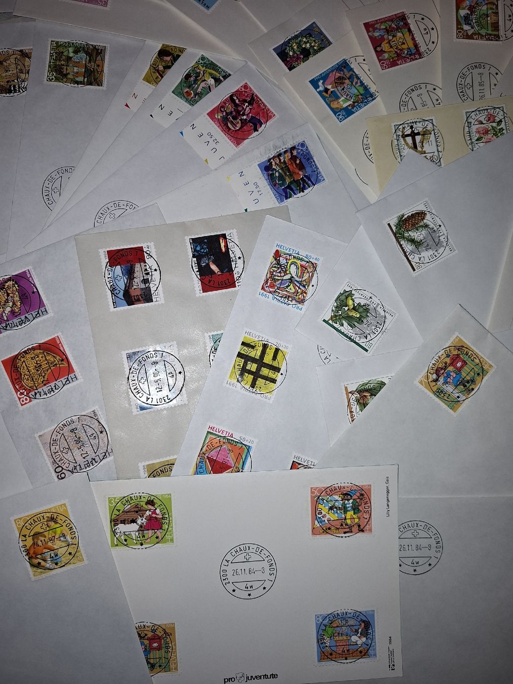 Tous les timbres: über 100 Briefe / Karten mit Voll O  – D'occasion à Balgach par SIMEON27 5