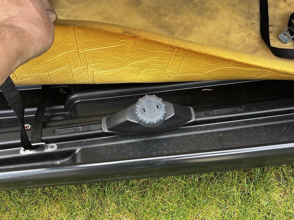 Box da tetto: Dachbox THULE Touring L 780 – Usato da Egliswil venduto da aquastar123 3
