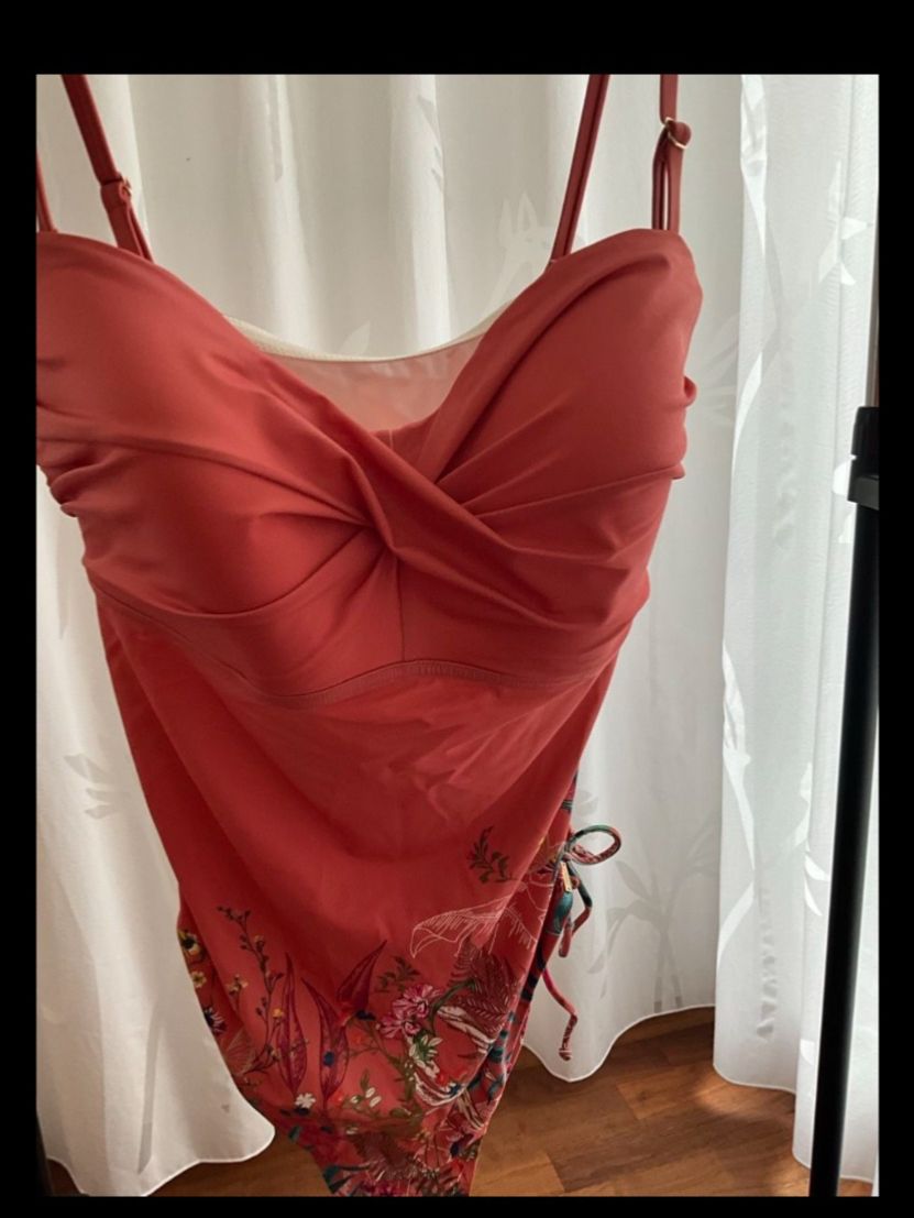 Maillots de bain & Bikinis: Badeanzug Triumph Gr.46 – D'occasion à Schliern b.Köniz par Nikk0tin 1